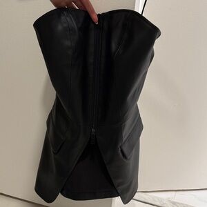 Lamarque avani to Black Strapless Leather top